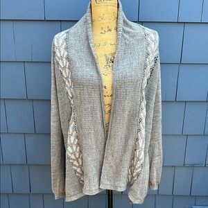 🩶🩶🩶Anthropologie medium Knitted and Knotted grey sweater cardigan knit cover up